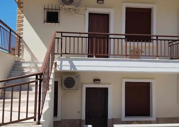 Apartment House Nikiti (Sithonia)