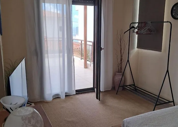 House Apartment *