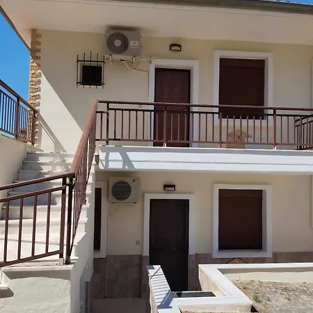 Apartment House Nikiti (Sithonia)